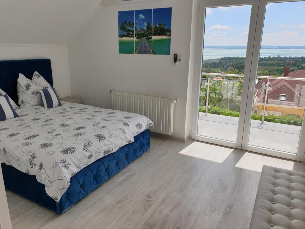 Lakeview Apartments Balatonfuered Esterno foto