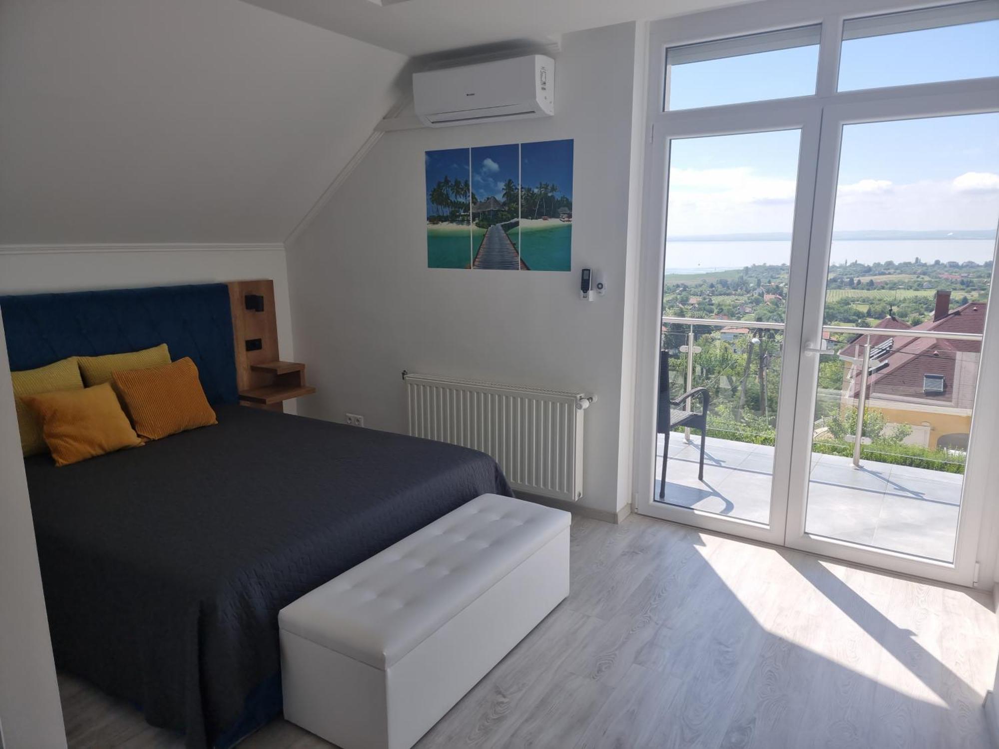 Lakeview Apartments Balatonfuered Esterno foto